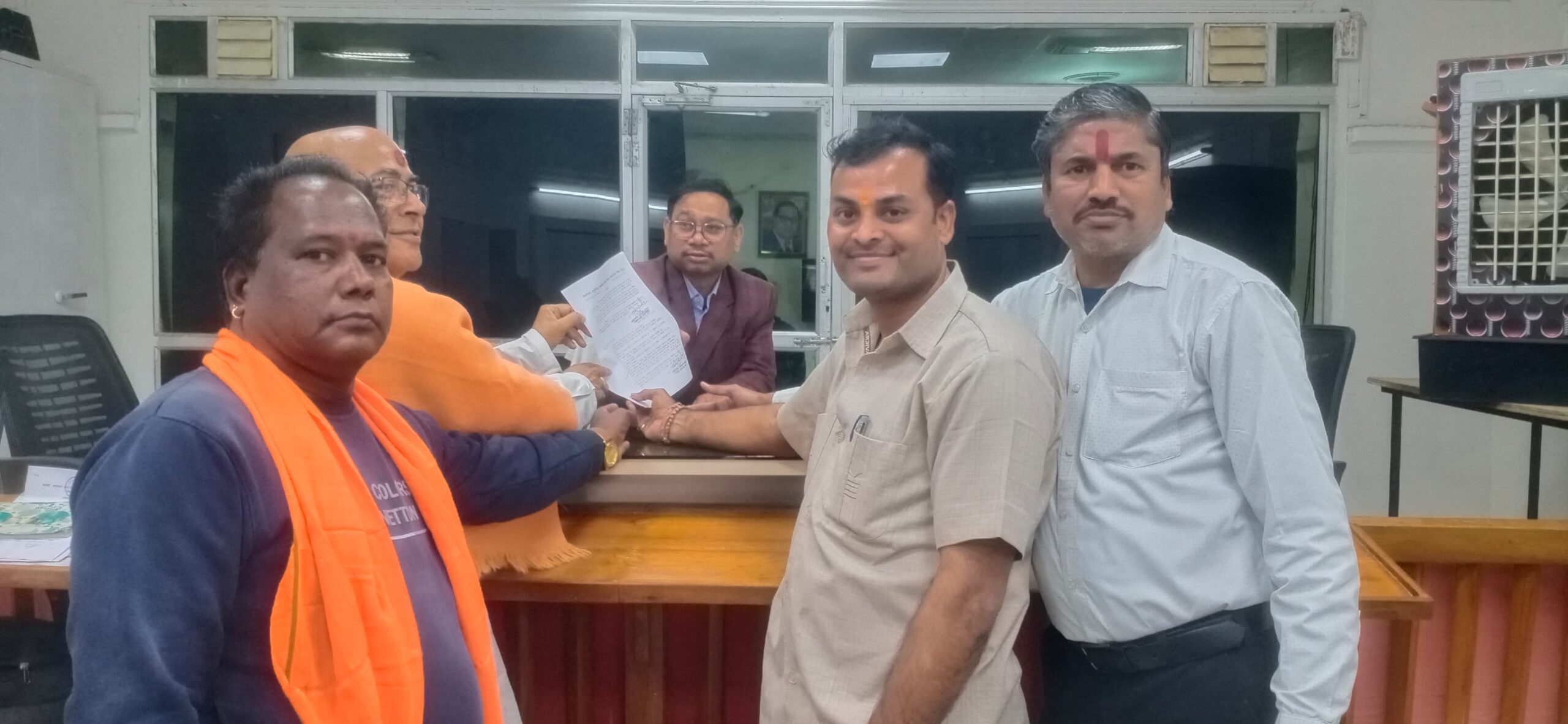 एसडीएम ने नयागांव गौशाला के संस्थापक अध्यक्ष को सौपा एक पक्षीय कार्यभाल सम्भालने का पत्र पढ़े पूरी खबर…