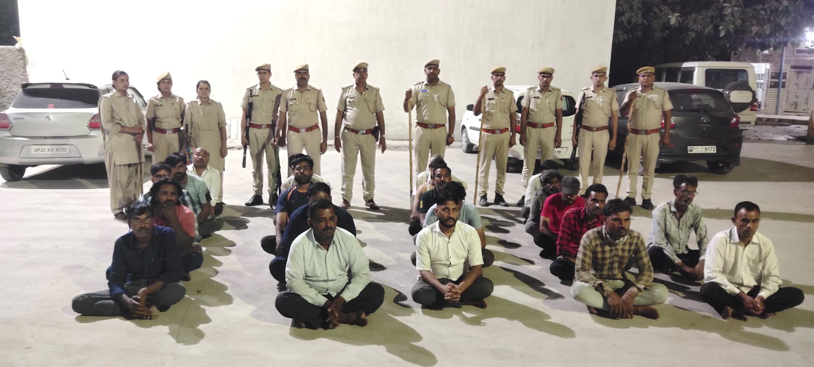 घोडी दाने व जुआं खेलते हुए 22 व्यक्ति गिरफ्तार, जुआ राशि 65720 रूपये व 6 घोडीदाना जब्त पढ़े पूरी खबर….