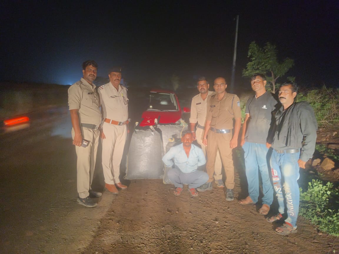 1 क्विंटल 10 किलोग्राम अवैध मादक पदार्थ अफीम डोडाचूरा सहित एक तस्कर गिरफ्तार, घटना में प्रयुक्त हुण्डाई कार भी जप्त पढ़े पूरी खबर…