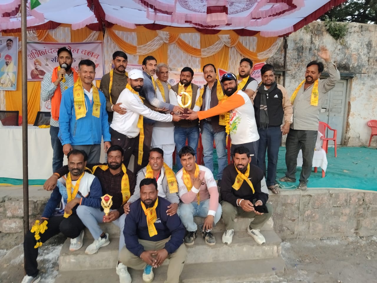 सीतामऊ: मैत्रीपूर्ण क्रिकेट टूर्नामेंट का भव्य समापन, एस.ए.सी. क्लब बना विजेता पढ़े पूरी खबर।